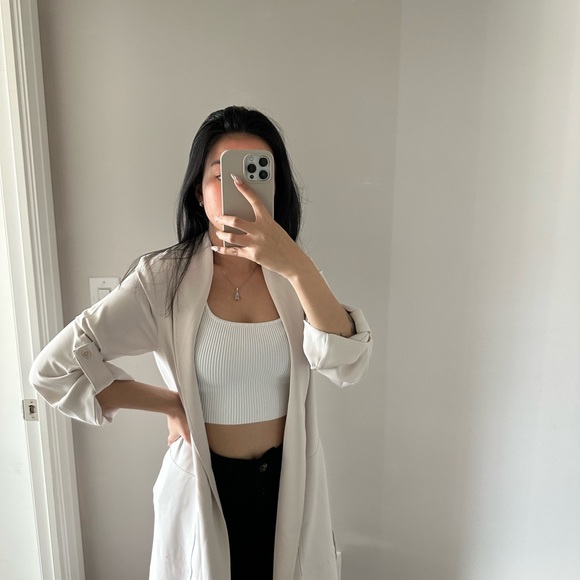 Aritzia | BABATON Kahlo Robe - Picture 2 of 13